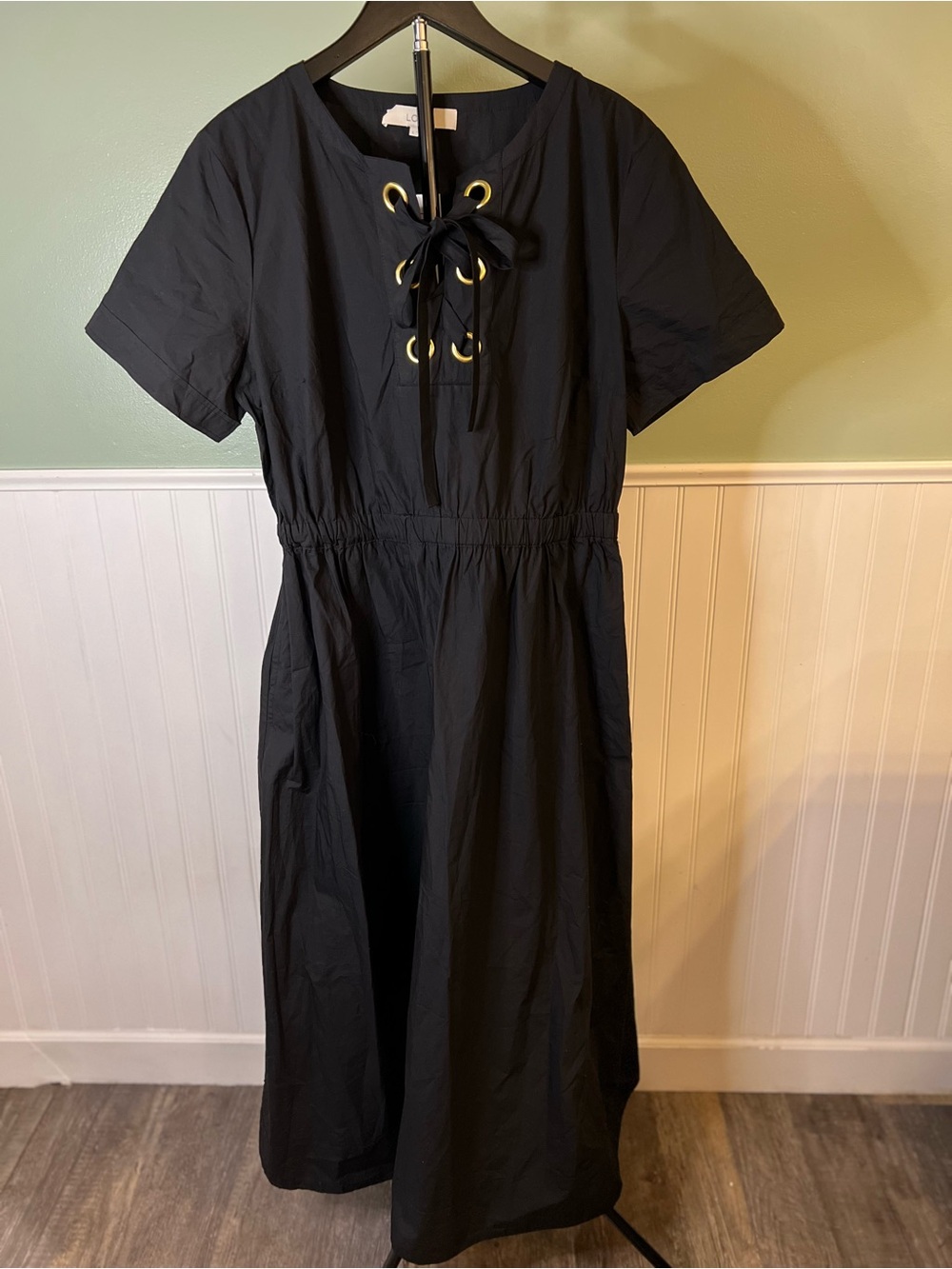 NWT- LOFT Black Short-Sleeve Cotton Midi Dress w/Lace-Up Eyelets. Size L